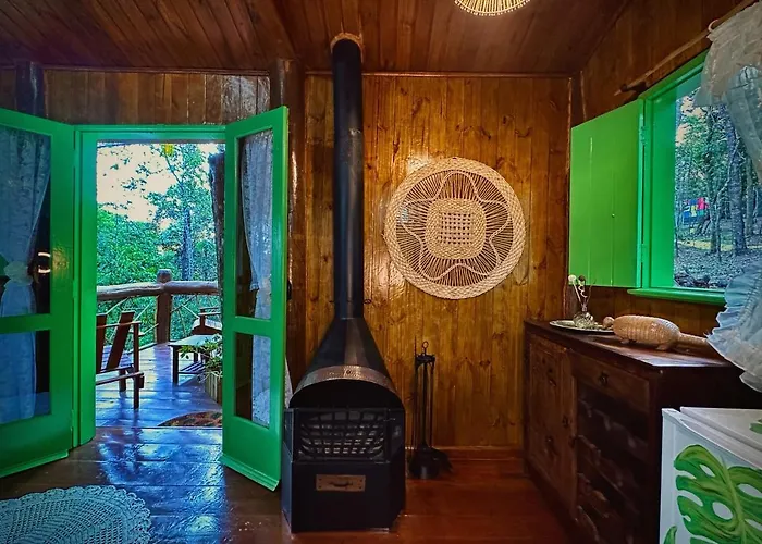 Sequoia Casa Na Arvore, Vila Magica